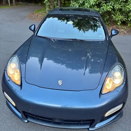 2011 Porsche Panamera turbo AWD