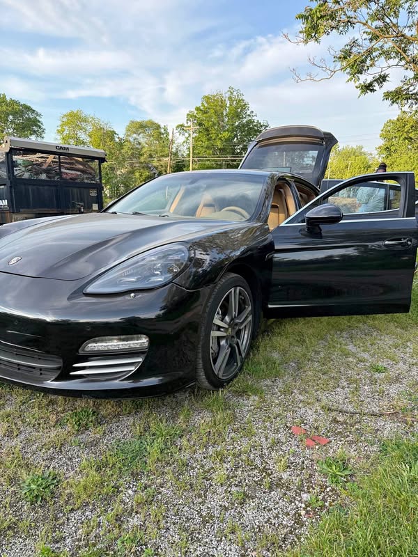 2012 Porsche Panamera - Turbo S Executive Sedan 4D