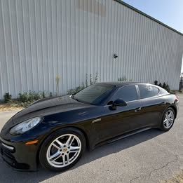 2016 Porsche Panamera 4