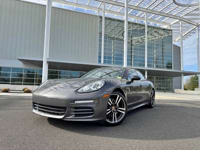 2016 Porsche Panamera - 4 Edition Sedan 4D