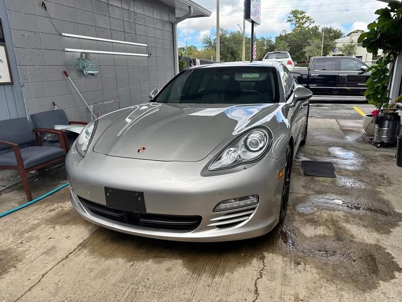 2013 Porsche panamera 4 Sedan 4D