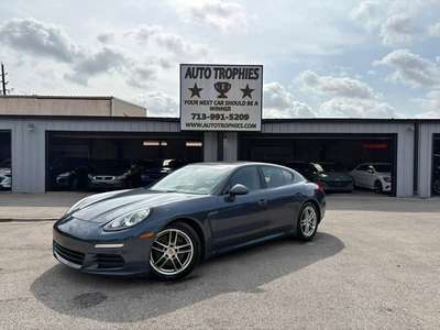 2015 Porsche Panamera