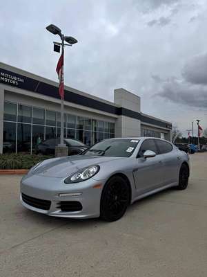 2015 Porsche Panamera - GTS Sedan 4D