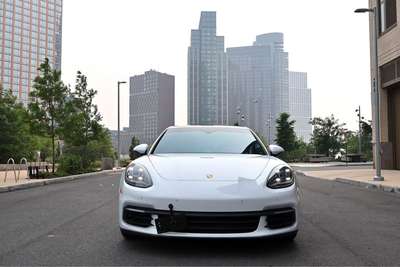 2018 Porsche Panamera - Panamera