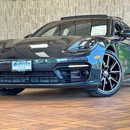 2023 Porsche Panamera 4 Platinum Edition AWD Sedan