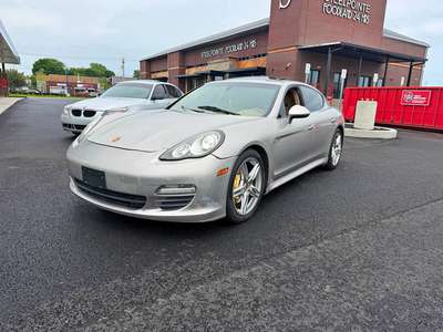 2012 Porsche Panamera - 4 Sport Turismo Sedan 4D