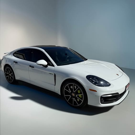 2022 2022 Porsche Panamera - 4S E-Hybrid Sedan 4D