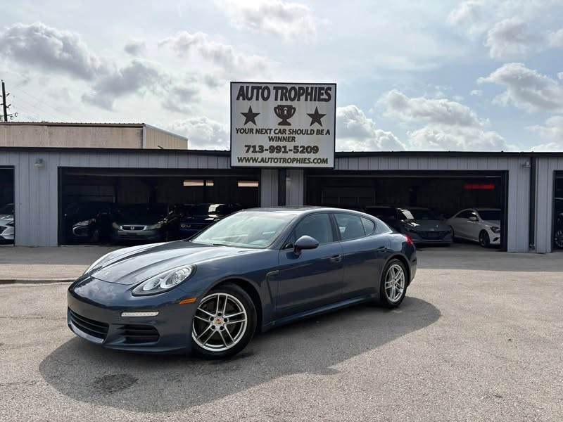 2015 Porsche Panamera Sedan 4D
