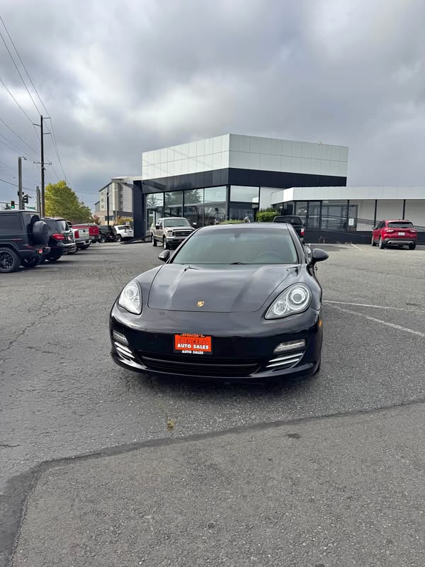2011 Porsche Panamera - 4 sedan