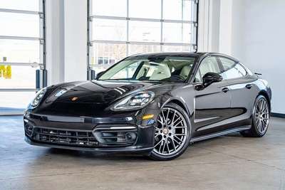2023 Porsche Panamera - Platinum Edition