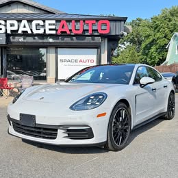 2019 Porsche Panamera 4 Sedan 4D