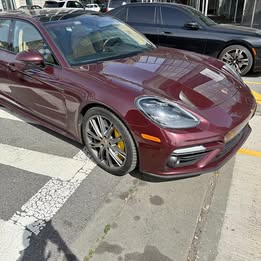 2019 Porsche Panamera Turbo Sport Turismo