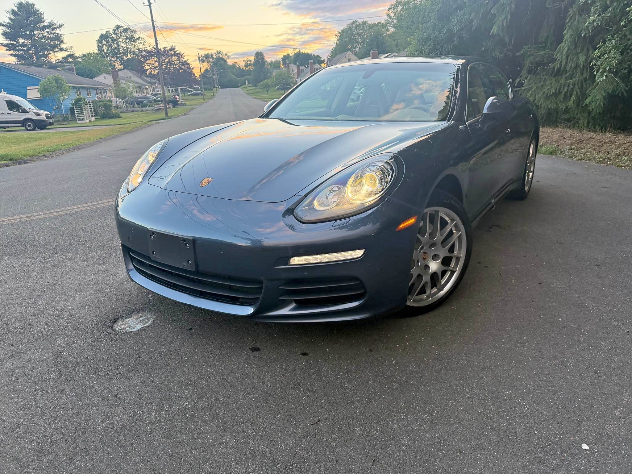2014 Porsche Panamera - S E-Hybrid Sedan 4D