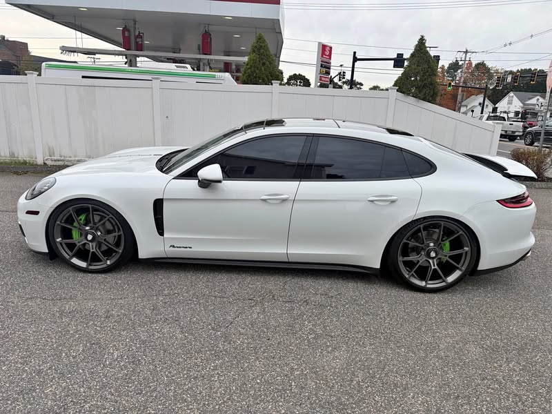 2017 Porsche Panamera - Panamera
