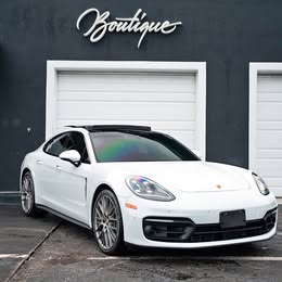 2023 Porsche Panamera 4 Platinum Edition