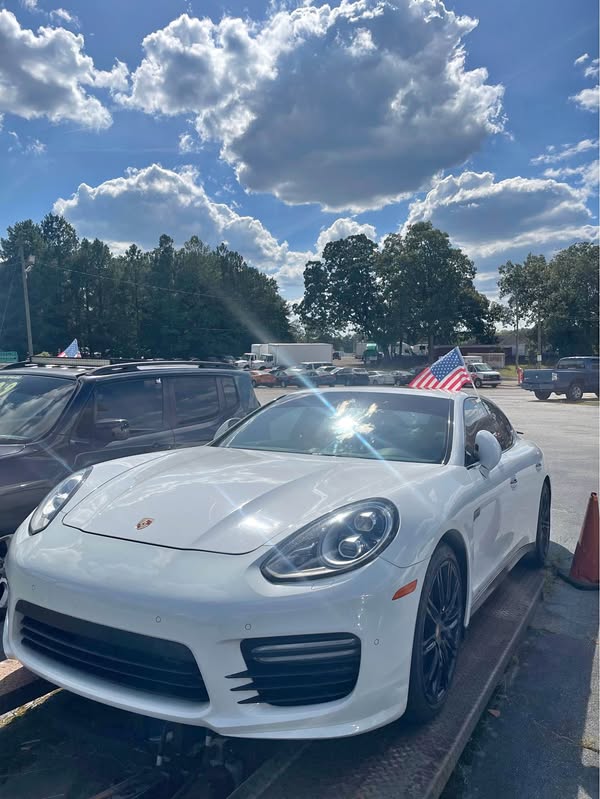 2015 Porsche Panamera - GTS