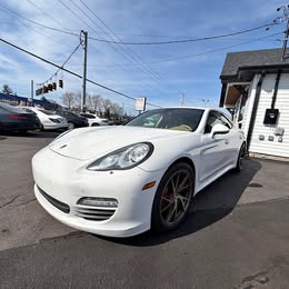 2011 Porsche panamera s