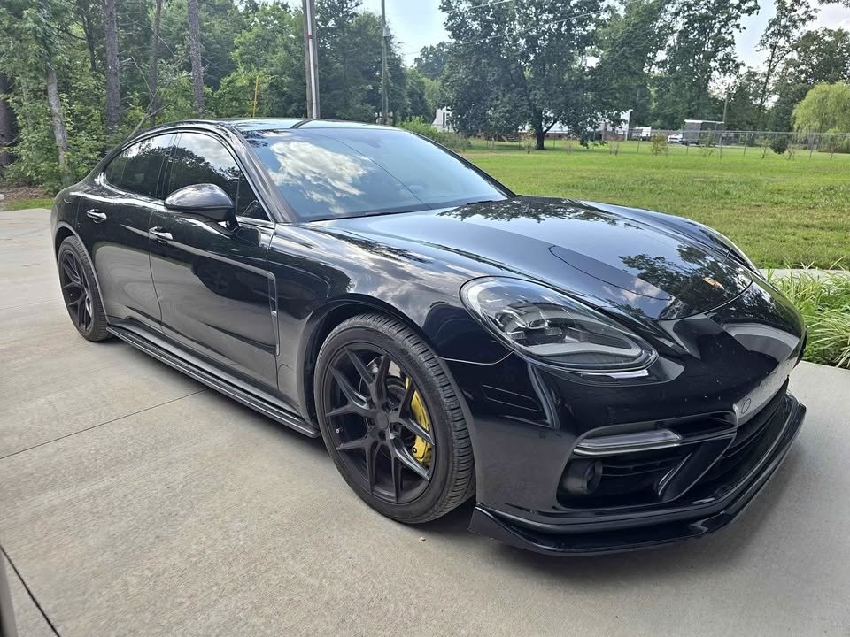 2017 Porsche Panamera turbo