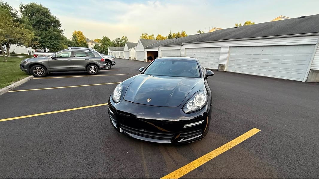 2016 Porsche Panamera