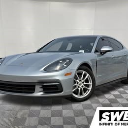 2019 Porsche PANAMERA 4