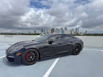2020 Porsche Panamera - GTS Sedan 4D