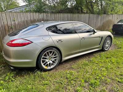 2012 Porsche Panamera - 4S Sedan 4D