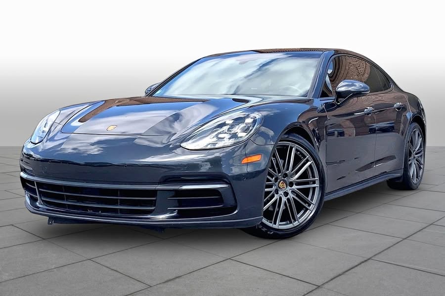 2019 Porsche Panamera 4 AWD