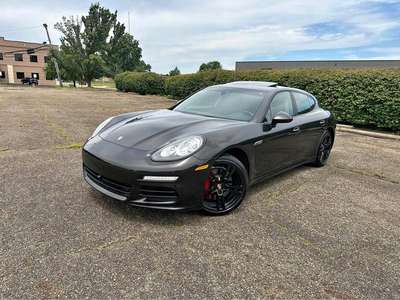 2014 Porsche Panamera - 4 Sedan 4D