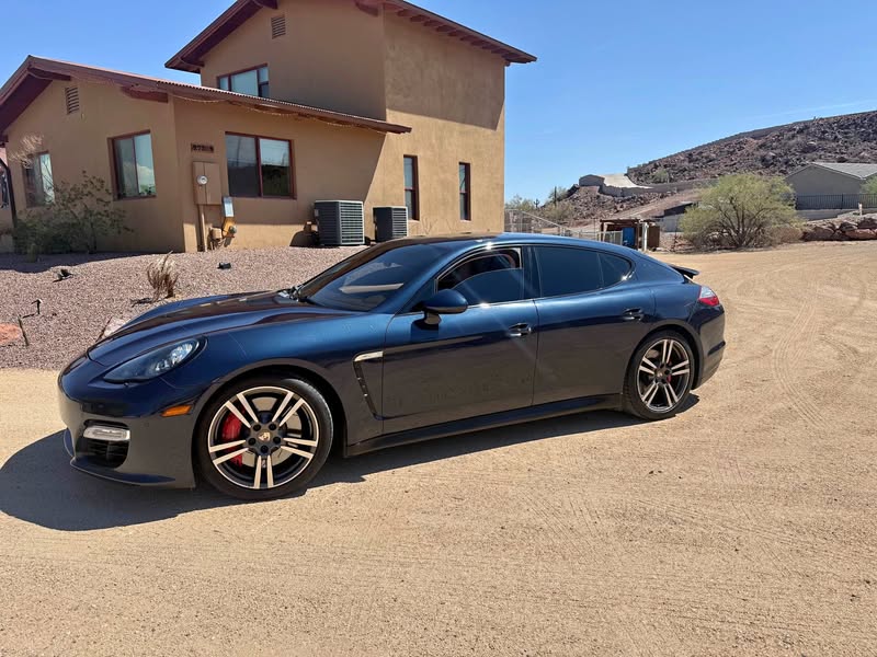 2013 Porsche Panamera - GTS Sedan 4D