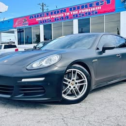 2016 Porsche Panamera 4