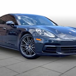 2019 Porsche Panamera 4
