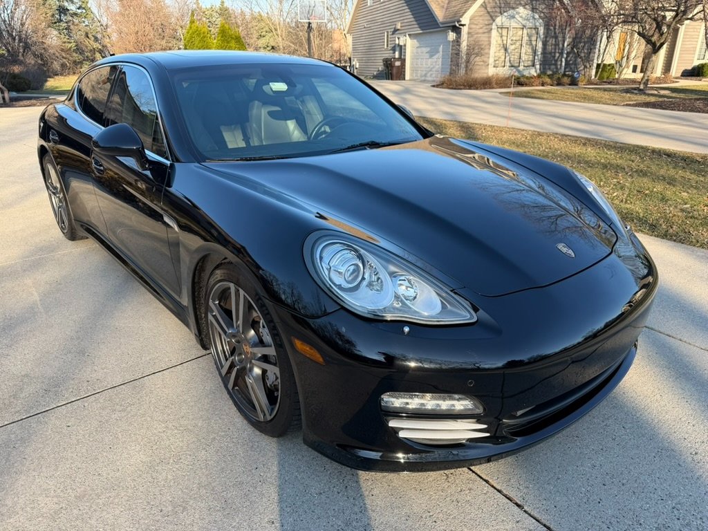 2011 Porsche Panamera 4S