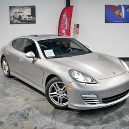 2012 Porsche PANAMERA