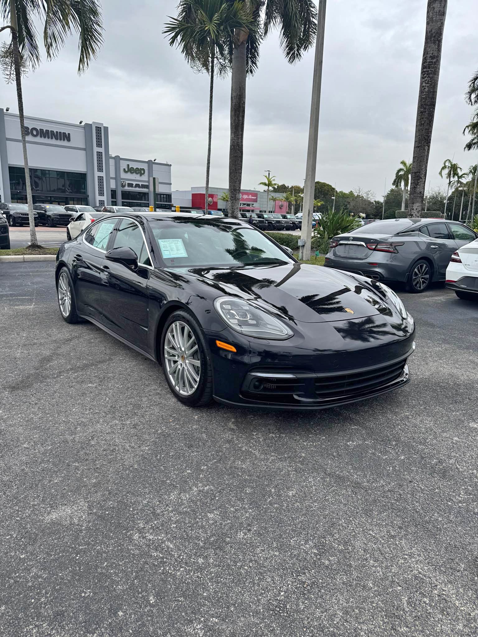 2017 Porsche Panamera - 4 Sport Turismo Sedan 4D