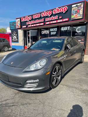 2013 Porsche Panamera - Platinum Edition Sedan 4D