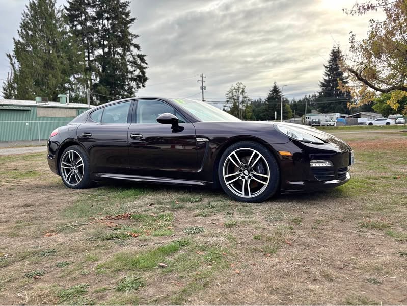 2013 Porsche Panamera - Sedan 4D