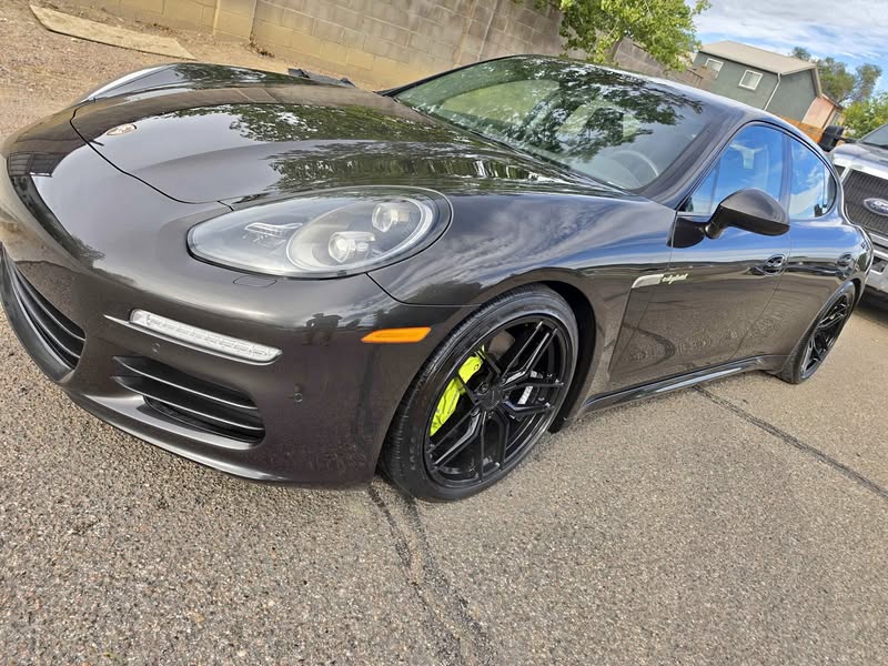 2014 Porsche Panamera - S E-Hybrid Sedan 4D