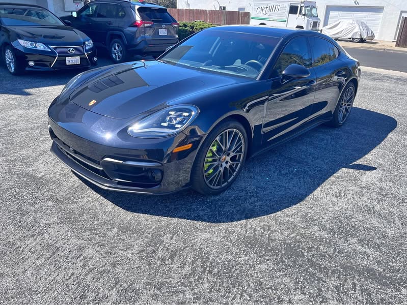 2023 Porsche Panamera - 4 E-Hybrid Platinum Edition Sedan 4D