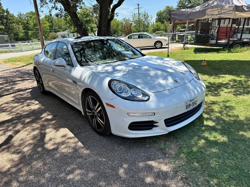 2014 Porsche Panamera - 4 Sedan 4D