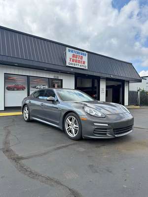 2015 Porsche Panamera - 4 Edition Sedan 4D