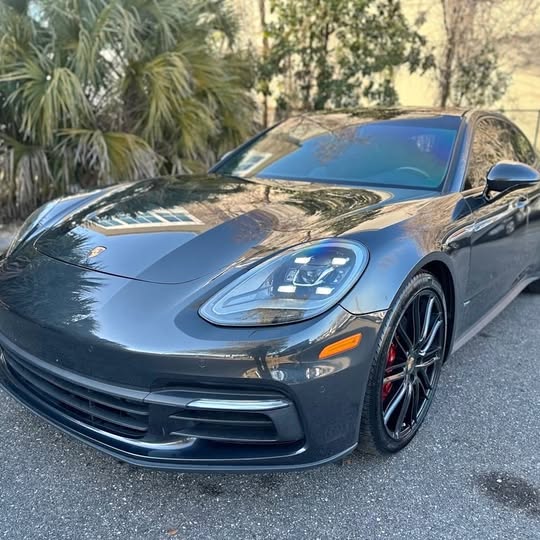 2019 Porsche Panamera