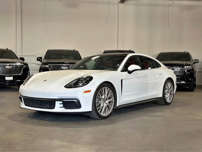 2018 Porsche Panamera - Panamera