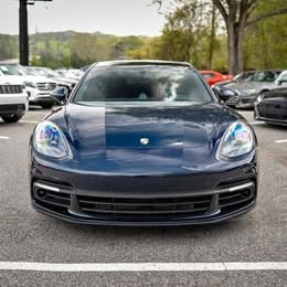 2017 Porsche Panamera