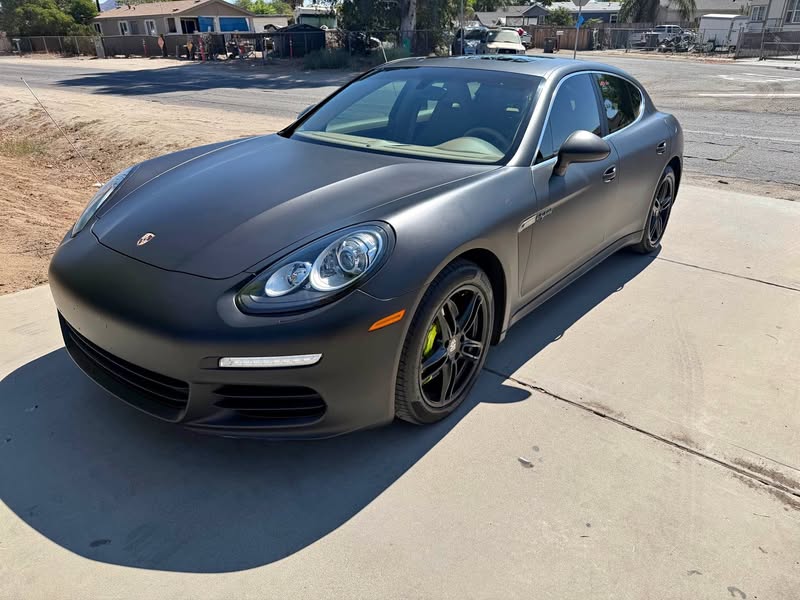 2014 Porsche Panamera - 4 E-Hybrid Executive Sedan 4D