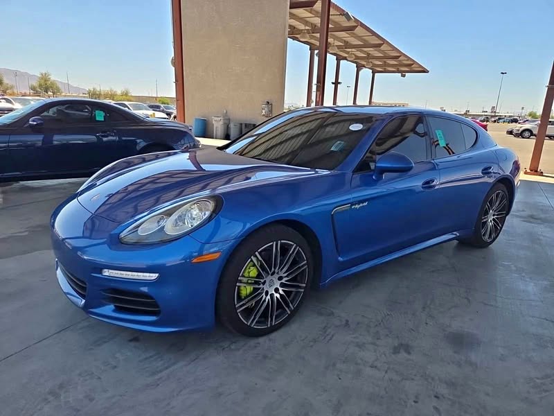 2015 Porsche Panamera - S E-Hybrid Sedan 4D