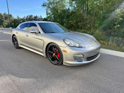 2012 Porsche Panamera - 4S 4.8L V8