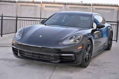 2018 Porsche Panamera Hybrid