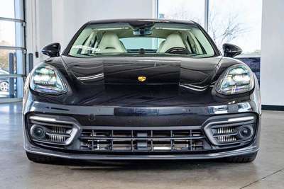 2023 Porsche Panamera - Platinum Edition