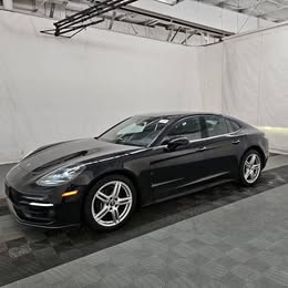 2023 Porsche Panamera
