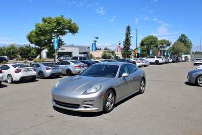 2012 Porsche Panamera